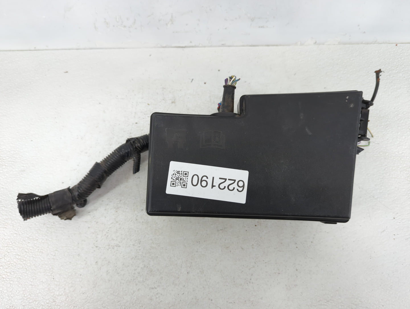 2015 Ford Focus Fusebox Fuse Box Panel Relay Module P/N:E00027328 AV6T-14A142-AB, AV6T-14A067-AD Fits OEM Used Auto Parts - 