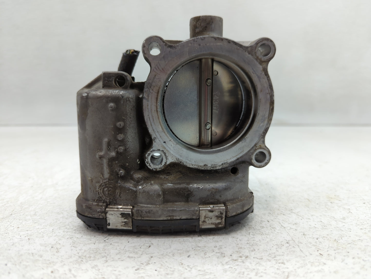 2014-2018 Ford Focus Throttle Body P/N:DS7E -9F991-BB Fits Fits 2014 2015 2016 2017 2018 2019 2020 2021 2022 OEM Used Auto P