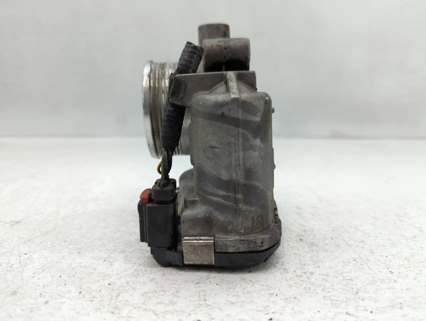 2014-2018 Ford Focus Throttle Body P/N:DS7E -9F991-BB Fits Fits 2014 2015 2016 2017 2018 2019 2020 2021 2022 OEM Used Auto P