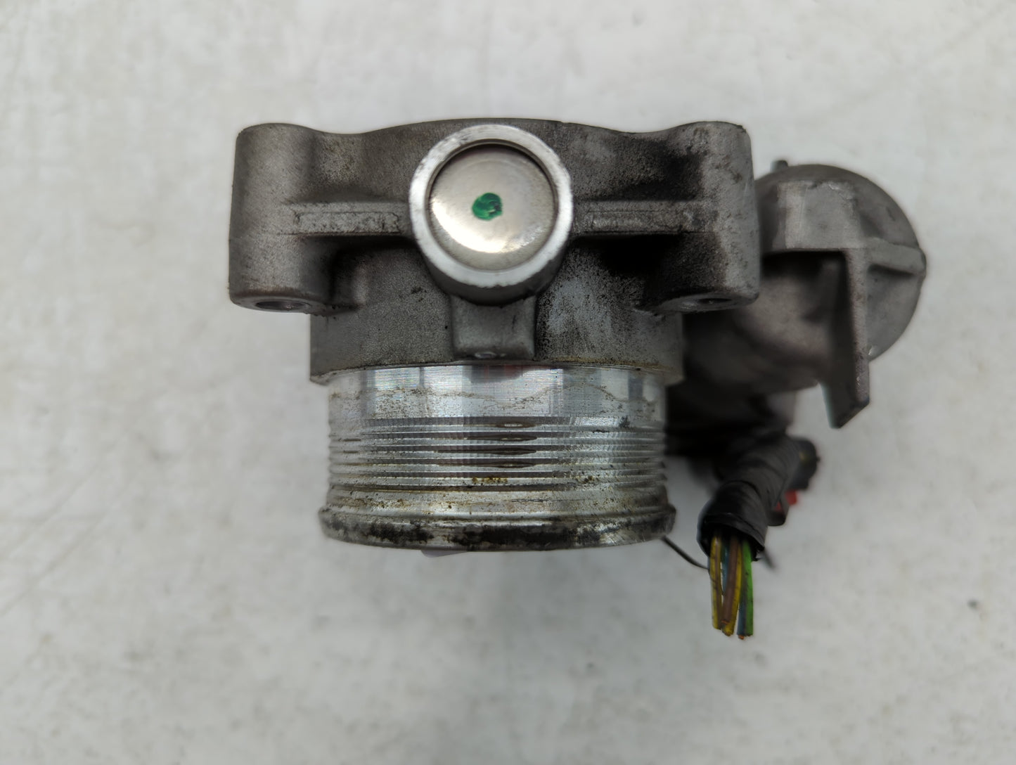 2014-2018 Ford Focus Throttle Body P/N:DS7E -9F991-BB Fits Fits 2014 2015 2016 2017 2018 2019 2020 2021 2022 OEM Used Auto P