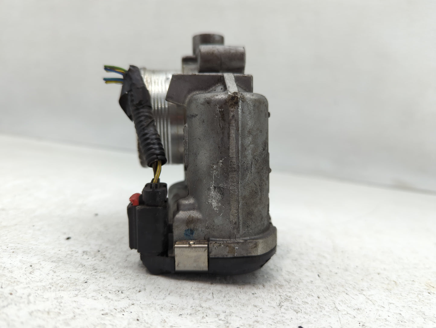 2014-2018 Ford Focus Throttle Body P/N:DS7E -9F991-BB Fits Fits 2014 2015 2016 2017 2018 2019 2020 2021 2022 OEM Used Auto P