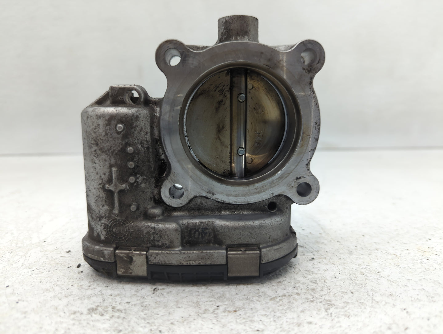 2014-2018 Ford Focus Throttle Body P/N:DS7E -9F991-BB Fits Fits 2014 2015 2016 2017 2018 2019 2020 2021 2022 OEM Used Auto P