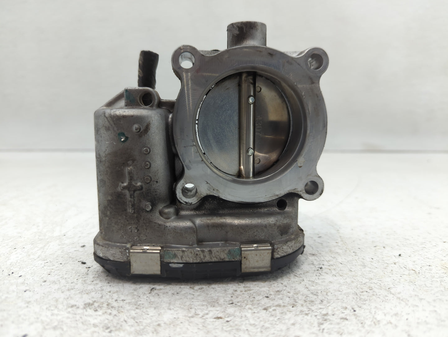 2014-2018 Ford Focus Throttle Body P/N:DS7E -9F991-BB Fits Fits 2014 2015 2016 2017 2018 2019 2020 2021 2022 OEM Used Auto P