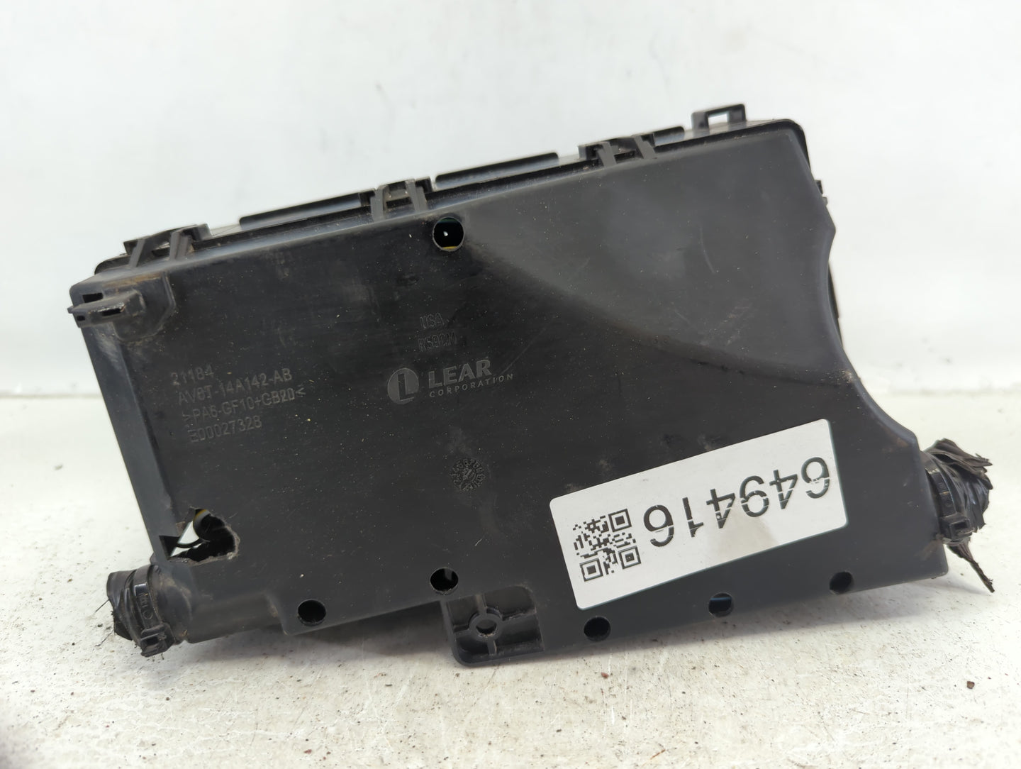 2015 Ford Focus Fusebox Fuse Box Panel Relay Module P/N:AV6T-14A067-AD Fits OEM Used Auto Parts - Oemusedautoparts1.com