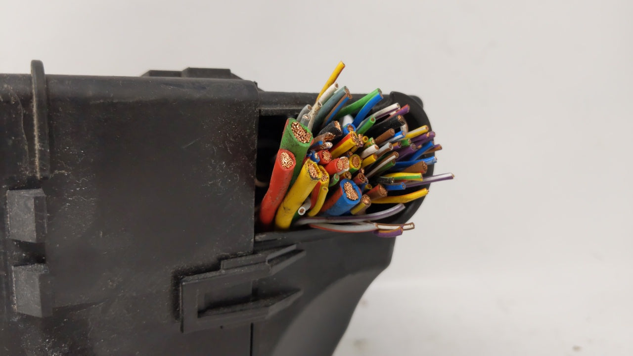 2015 Ford Focus Fusebox Fuse Box Panel Relay Module P/N:AV6T-14A067-AD Fits OEM Used Auto Parts - Oemusedautoparts1.com