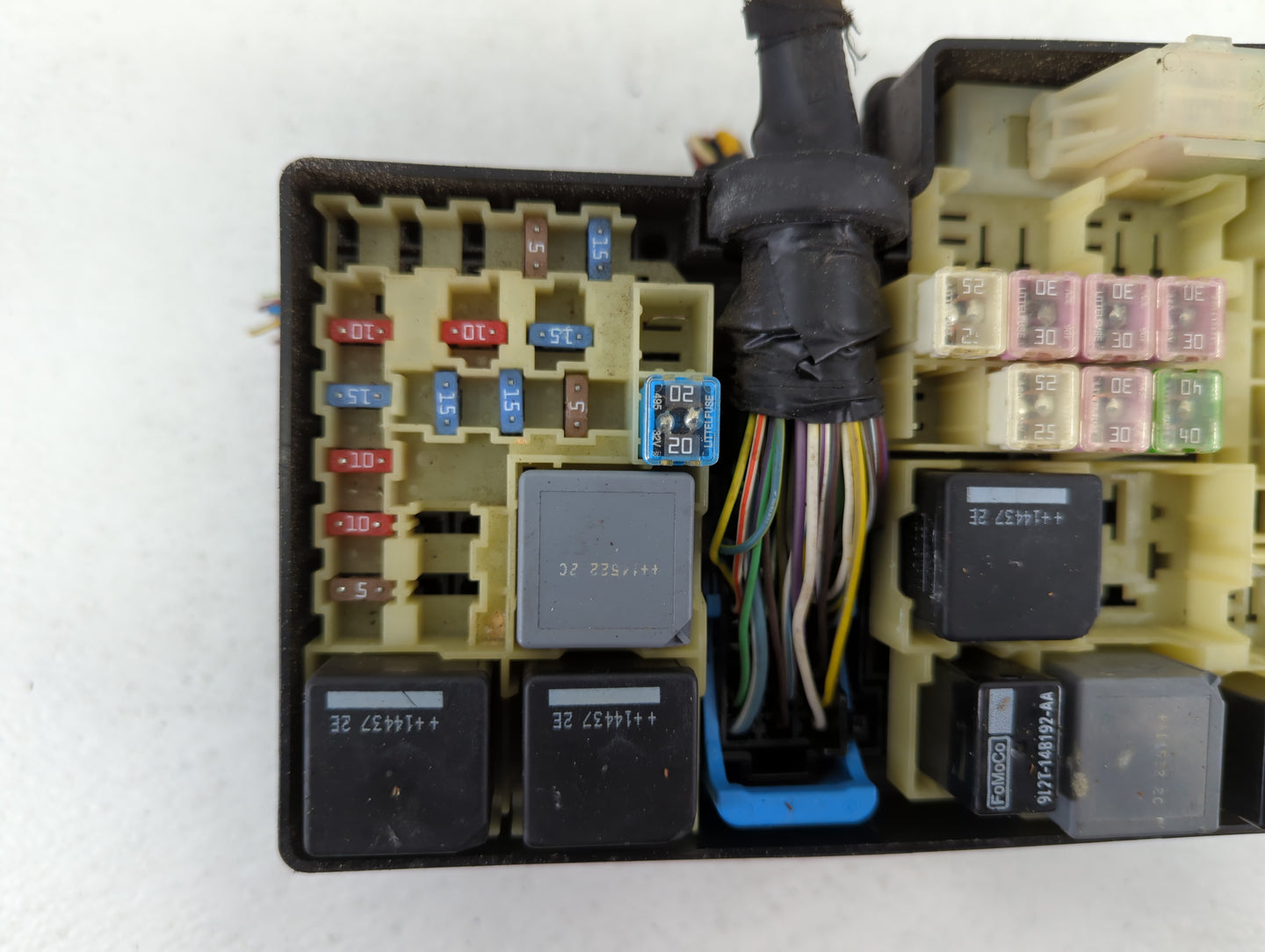 2015 Ford Focus Fusebox Fuse Box Panel Relay Module P/N:E02345500 AV6T-14A067-AD Fits OEM Used Auto Parts - Oemusedautoparts