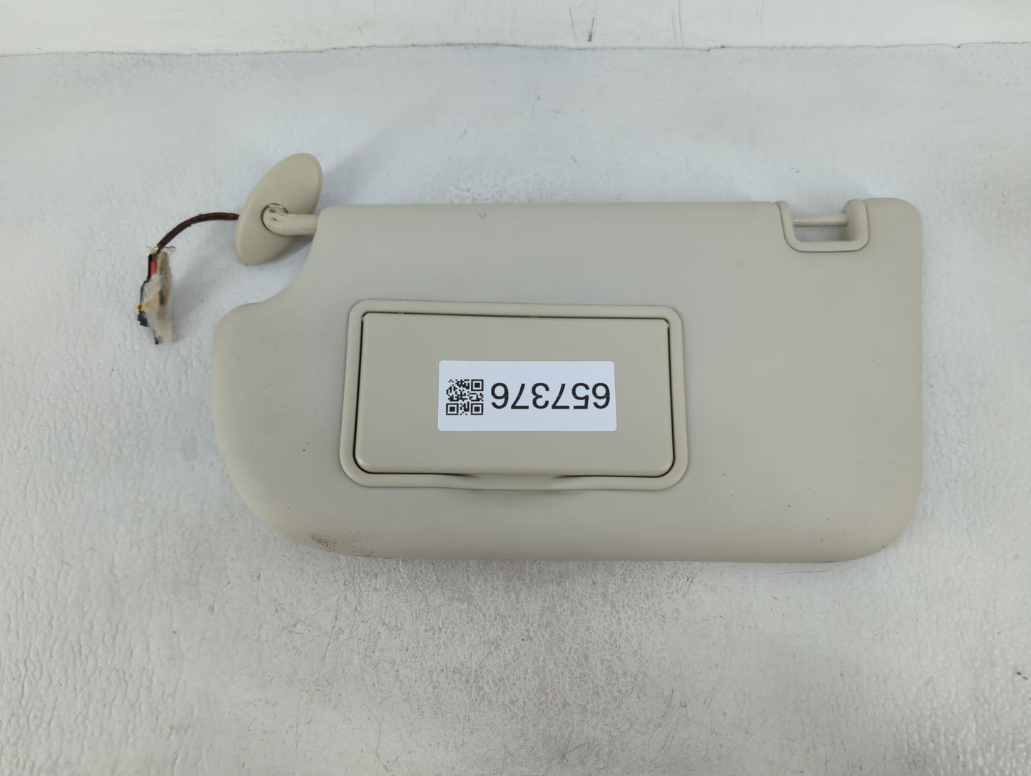 2013-2018 Ford Focus Sun Visor Shade Replacement Driver Left Mirror Fits Fits 2013 2014 2015 2016 2017 2018 OEM Used Auto Pa