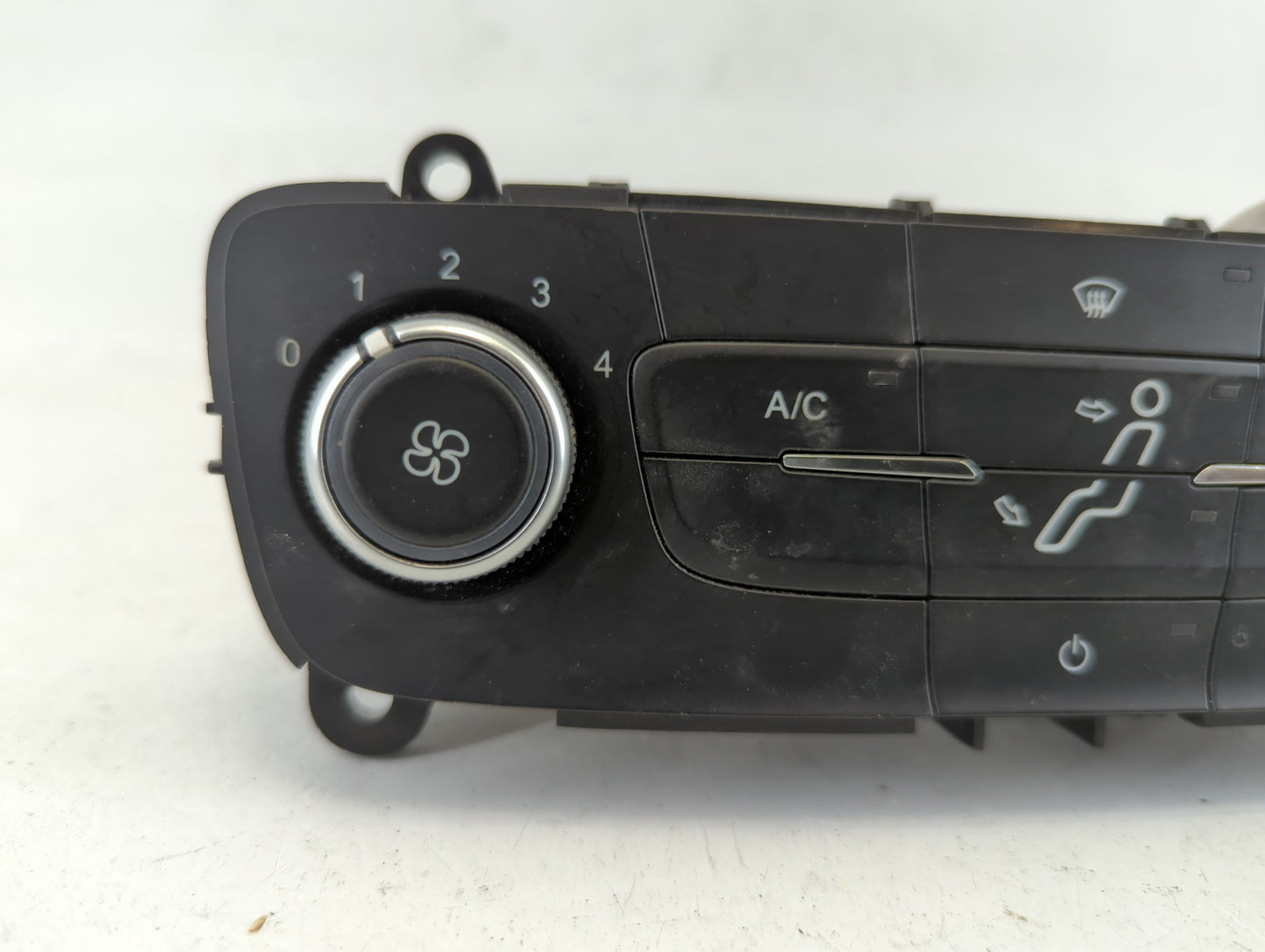 2015-2018 Ford Focus Climate Control Module Temperature AC/Heater Replacement P/N:F1ET-19980-JJ Fits Fits 2015 2016 2017 201