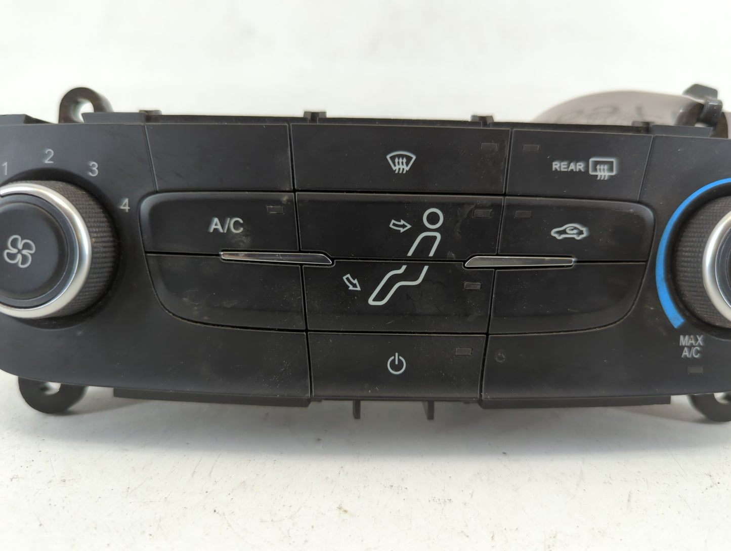2015-2018 Ford Focus Climate Control Module Temperature AC/Heater Replacement P/N:F1ET-19980-JJ Fits Fits 2015 2016 2017 201