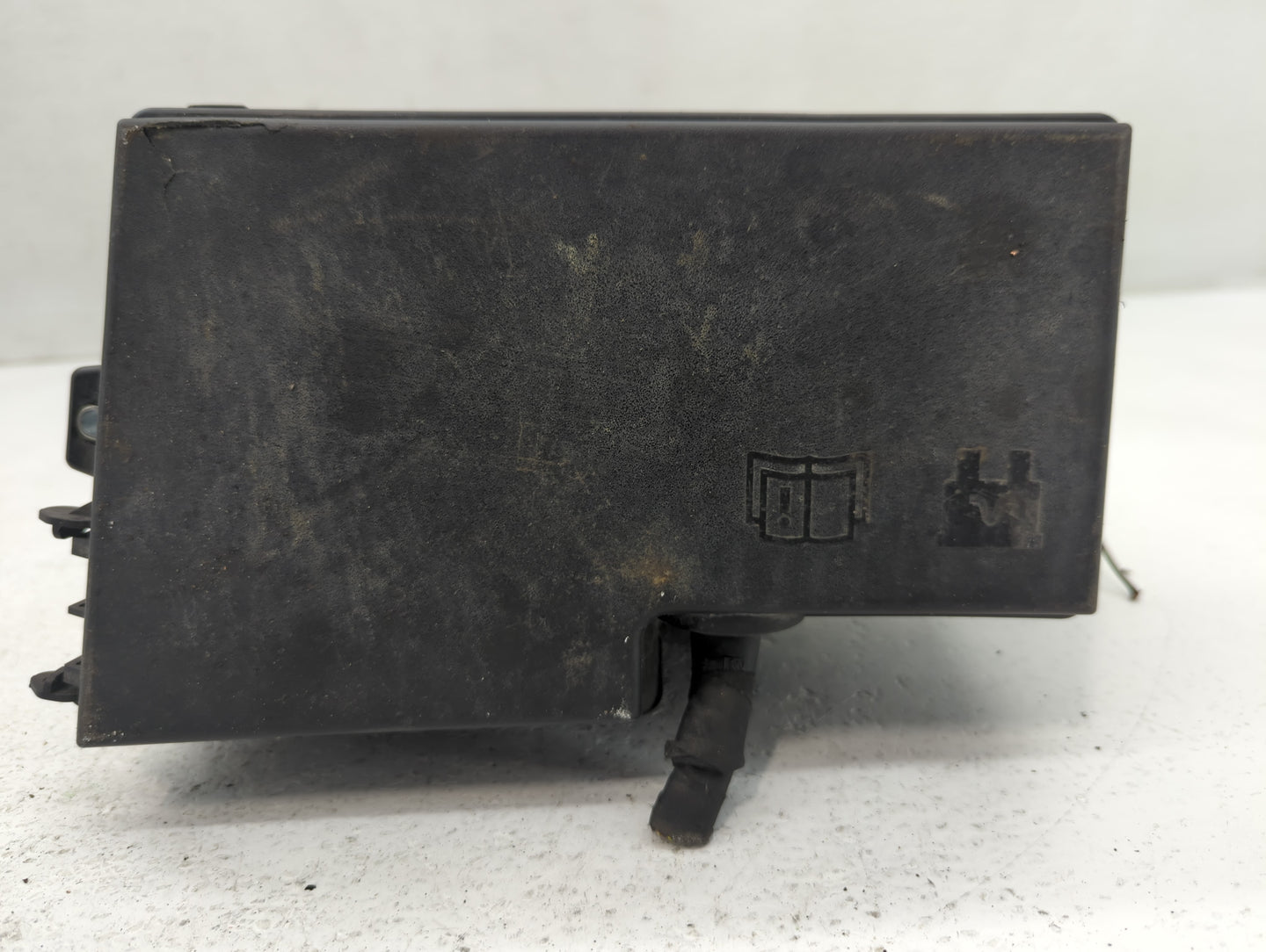 2015 Ford Focus Fusebox Fuse Box Panel Relay Module P/N:E00027328 AV6T-14A142-AB Fits OEM Used Auto Parts - Oemusedautoparts