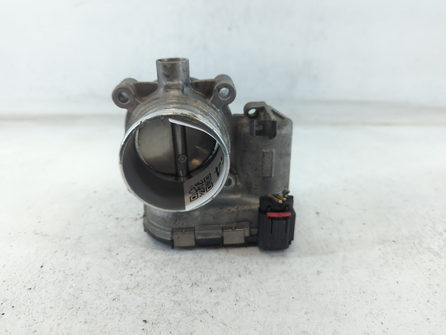 2014-2018 Ford Focus Throttle Body P/N:DS7E-9F991-BB Fits Fits 2014 2015 2016 2017 2018 2019 2020 2021 2022 OEM Used Auto Pa