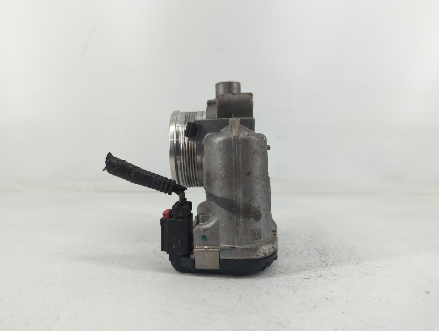 2014-2018 Ford Focus Throttle Body P/N:B33TB DS7E-9F991-BB Fits Fits 2014 2015 2016 2017 2018 2019 2020 2021 2022 OEM Used A