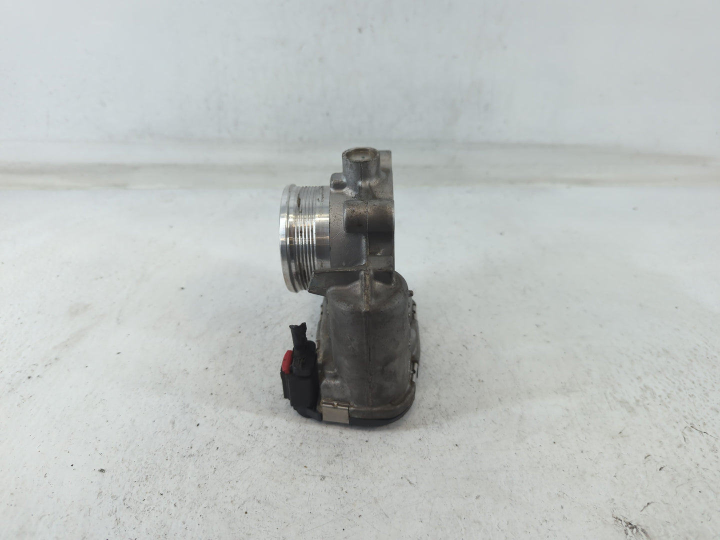 2014-2018 Ford Focus Throttle Body P/N:CF335 DS7E-9F991-BB Fits Fits 2014 2015 2016 2017 2018 2019 2020 2021 2022 OEM Used A