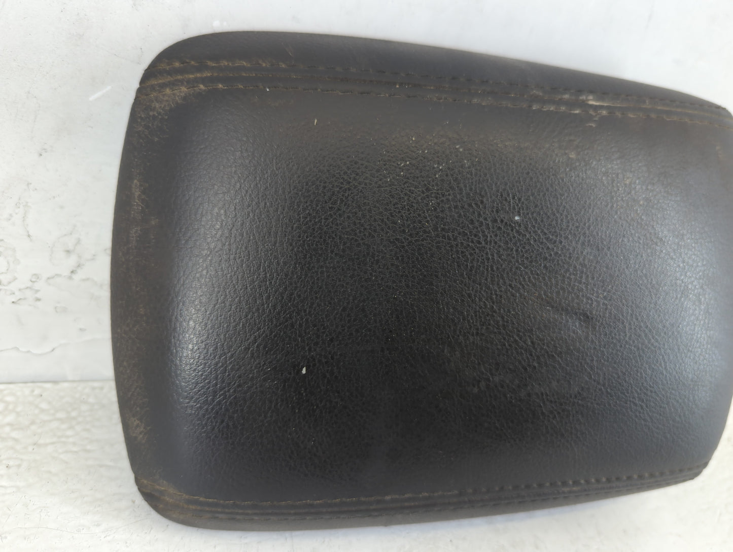 2015-2018 Ford Focus Center Console Armrest Cover Lid Black - Oemusedautoparts1.com