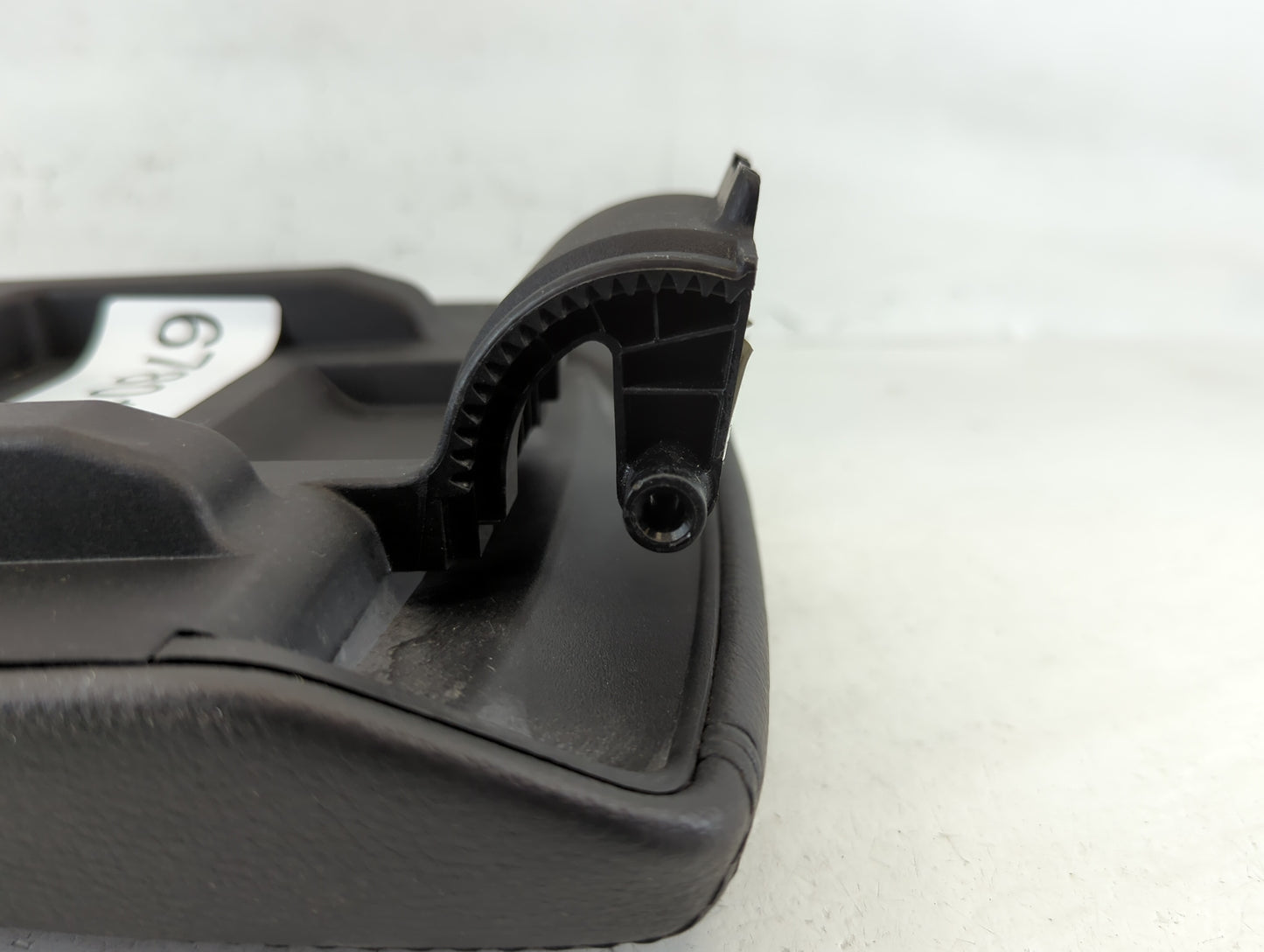 2015-2018 Ford Focus Center Console Armrest Cover Lid Black - Oemusedautoparts1.com