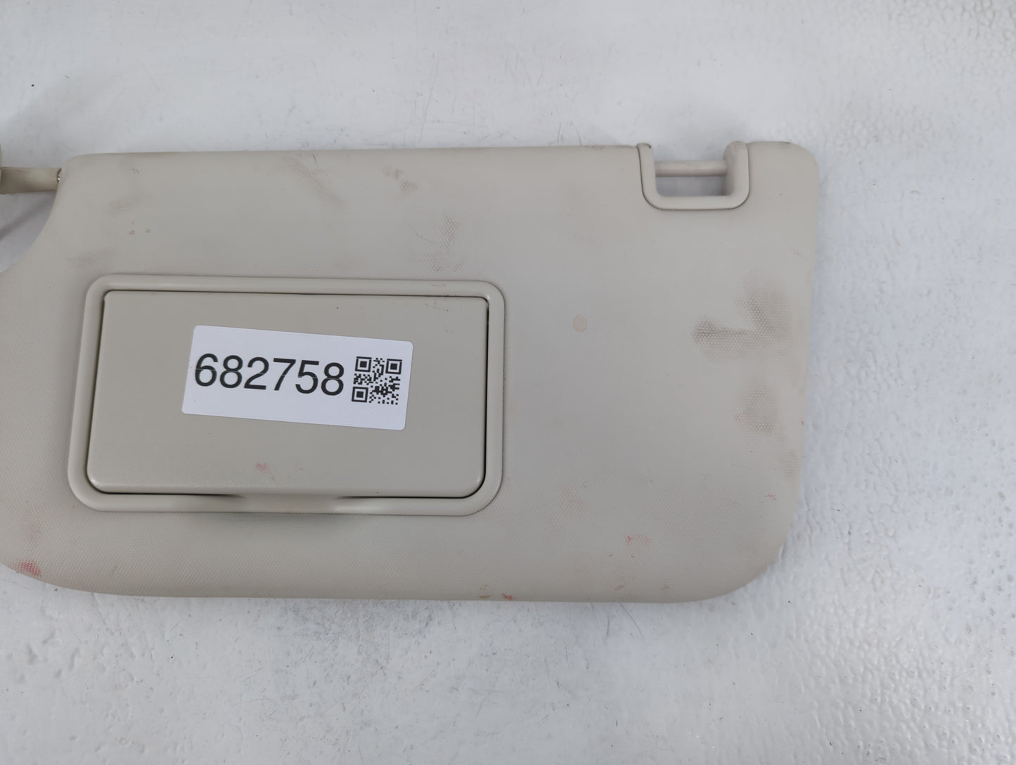 2013-2018 Ford Focus Sun Visor Shade Replacement Driver Left Mirror Fits Fits 2013 2014 2015 2016 2017 2018 OEM Used Auto Pa