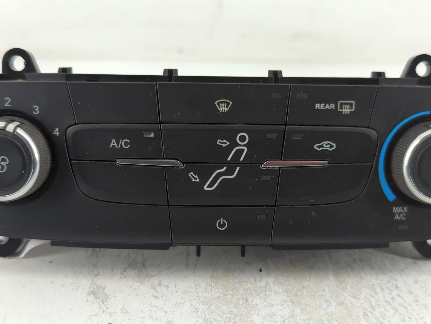 2015-2018 Ford Focus Climate Control Module Temperature AC/Heater Replacement P/N:F1ET-19980-JF Fits Fits 2015 2016 2017 201