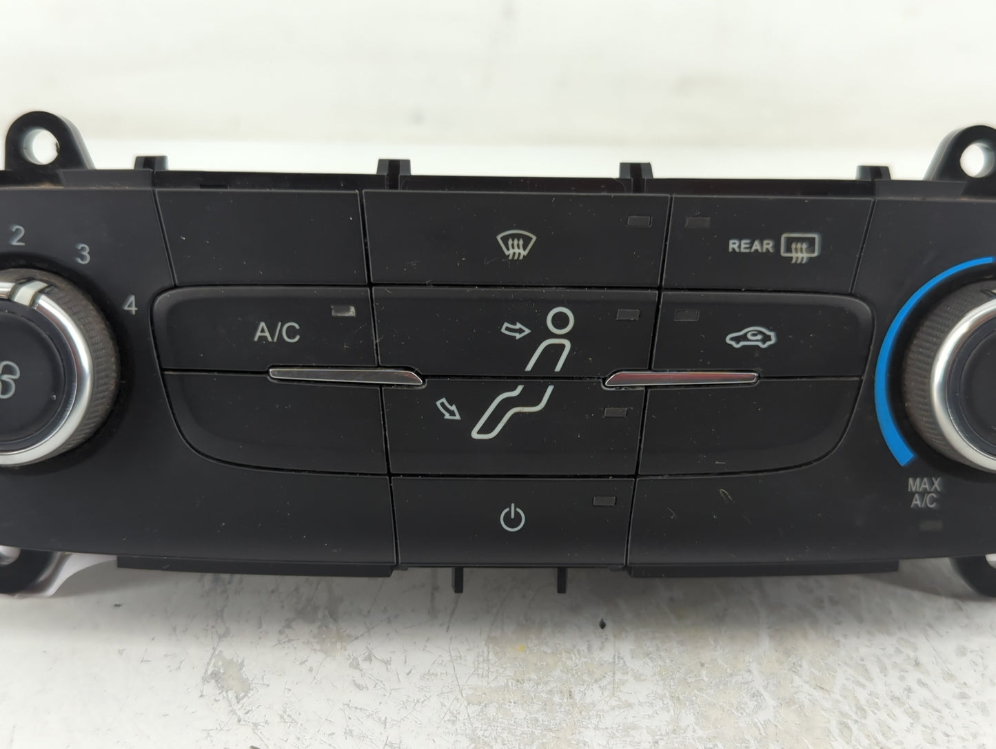 2015-2018 Ford Focus Climate Control Module Temperature AC/Heater Replacement P/N:F1ET-19980-JF Fits Fits 2015 2016 2017 201