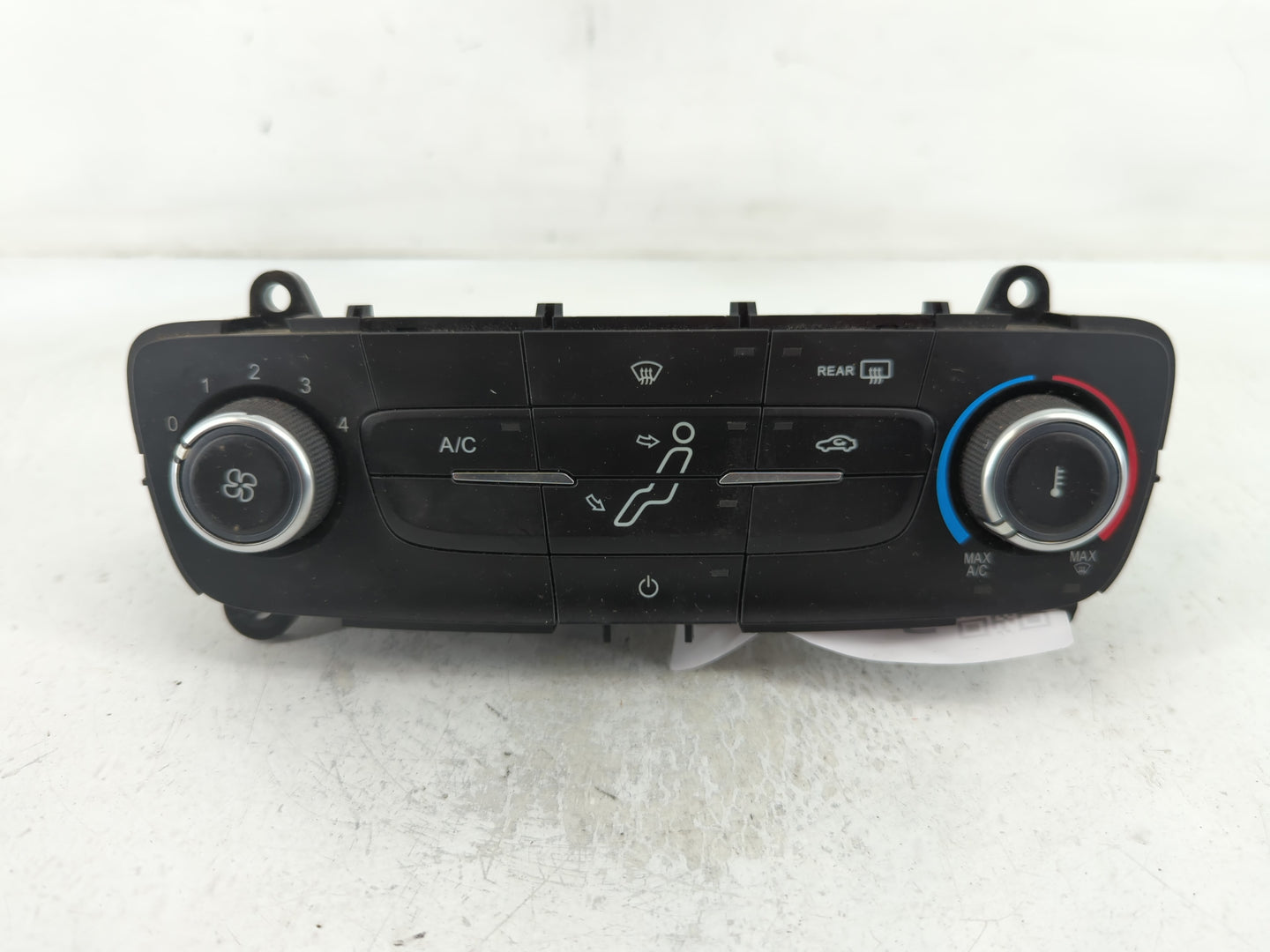 2015-2018 Ford Focus Climate Control Module Temperature AC/Heater Replacement P/N:F1ET-19980-JF Fits Fits 2015 2016 2017 201