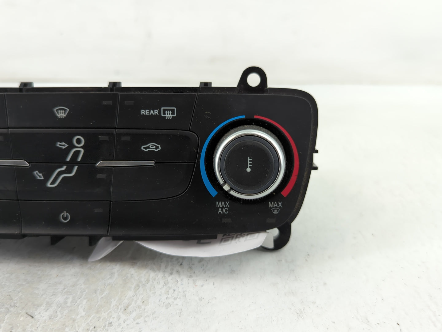 2015-2018 Ford Focus Climate Control Module Temperature AC/Heater Replacement P/N:F1ET-19980-JF Fits Fits 2015 2016 2017 201