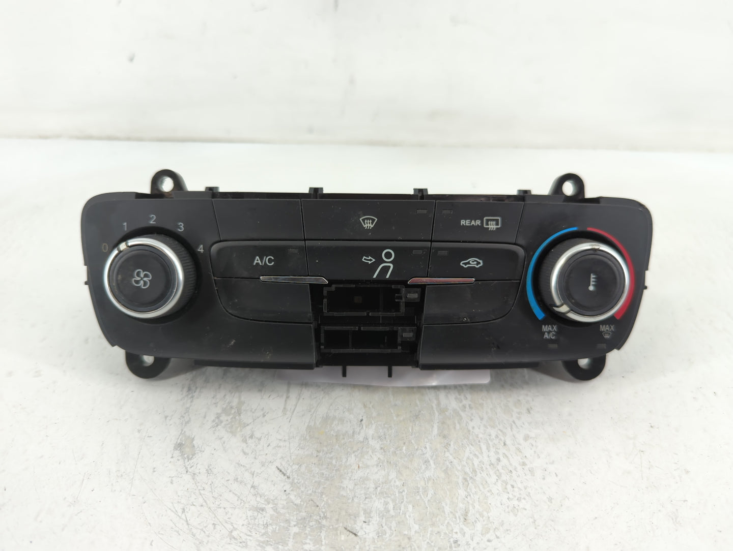 2015-2018 Ford Focus Climate Control Module Temperature AC/Heater Replacement P/N:F1ET-19980-JF Fits Fits 2015 2016 2017 201