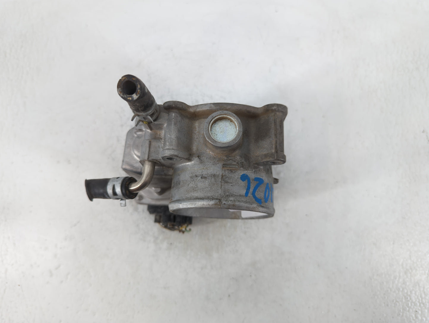 2014-2018 Ford Focus Throttle Body P/N:22030-20060 Fits Fits 2014 2015 2016 2017 2018 2019 2020 2021 2022 OEM Used Auto Part