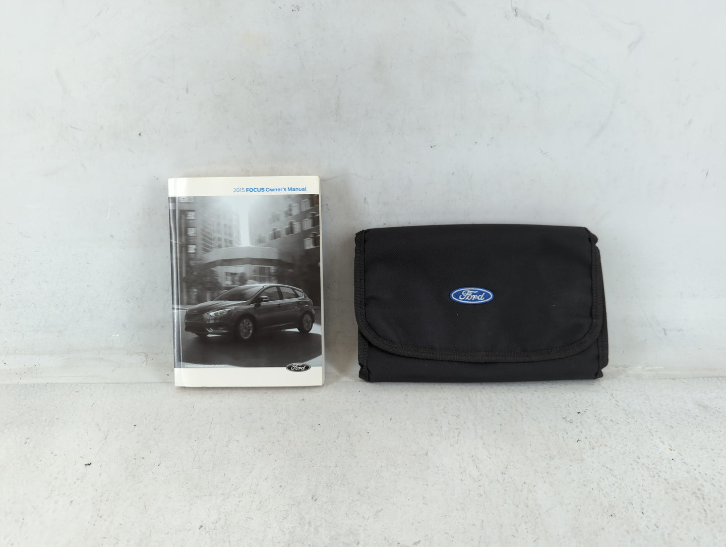 2015 Ford Focus Owners Manual Book Guide P/N:FM5J19A321 AA OEM Used Auto Parts - Oemusedautoparts1.com