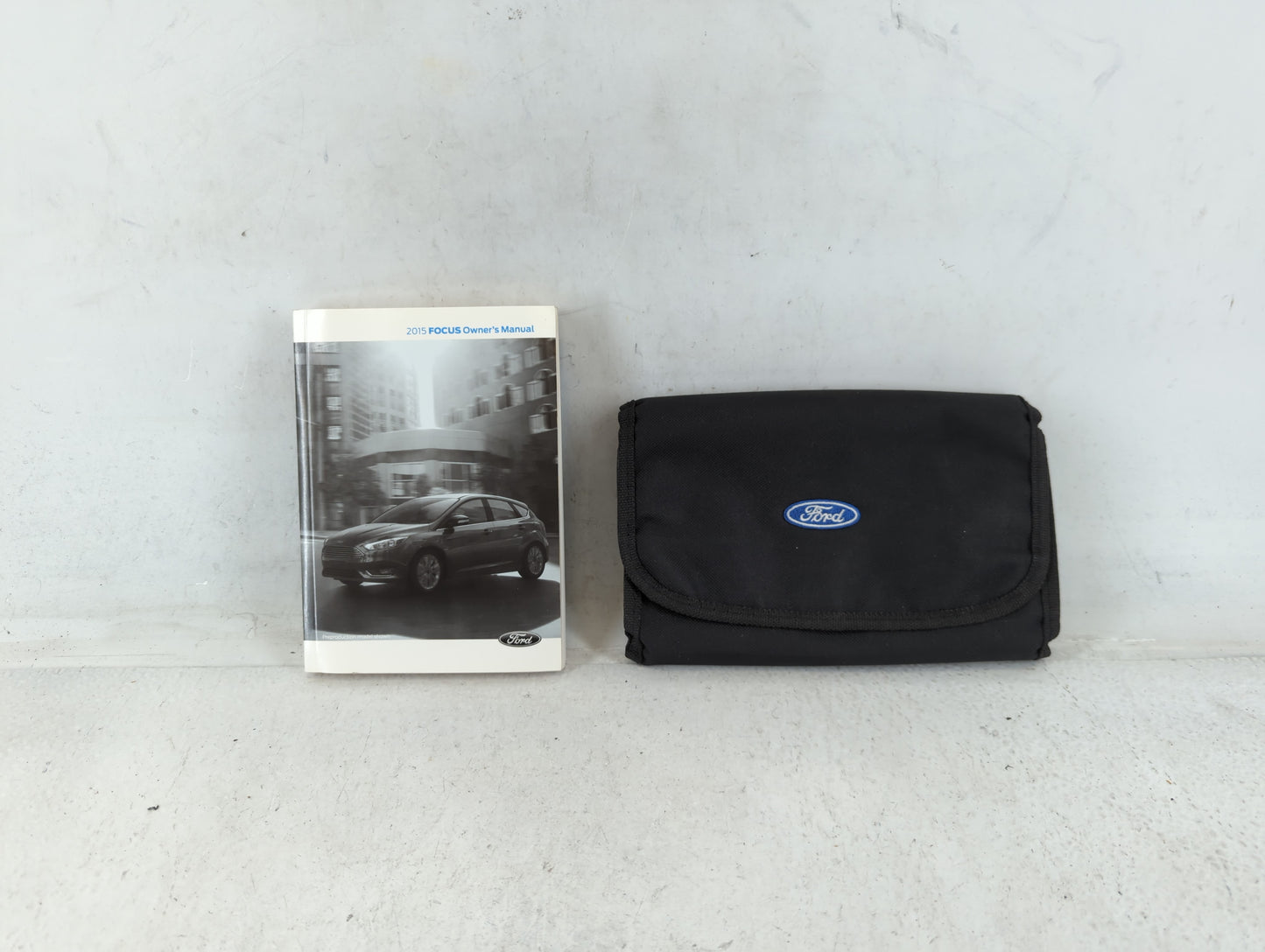 2015 Ford Focus Owners Manual Book Guide P/N:FM5J19A321 AA OEM Used Auto Parts - Oemusedautoparts1.com