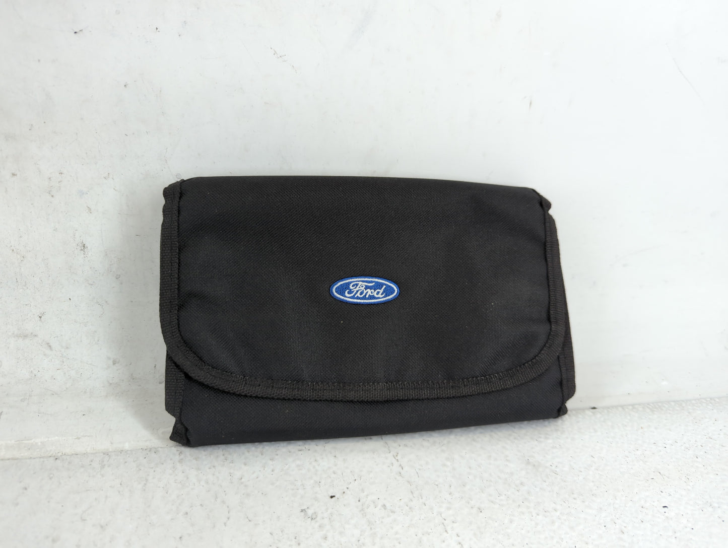 2015 Ford Focus Owners Manual Book Guide P/N:FM5J19A321 AA OEM Used Auto Parts - Oemusedautoparts1.com