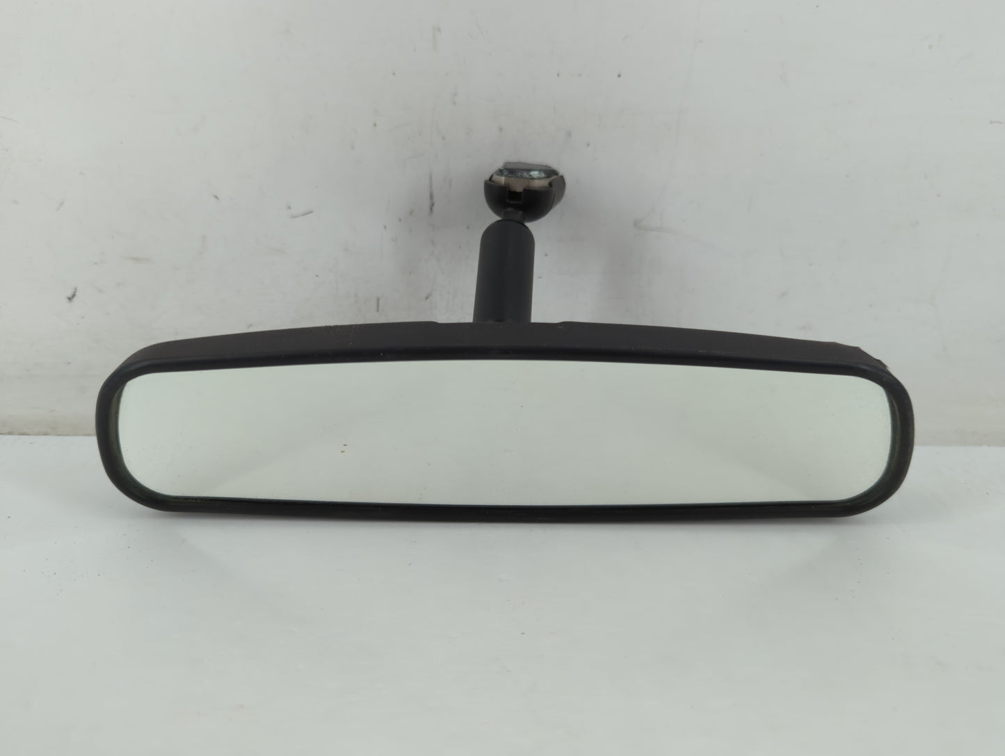 2010-2018 Ford Focus Interior Rear View Mirror Replacement OEM P/N:E8011681 Fits OEM Used Auto Parts - Oemusedautoparts1.com