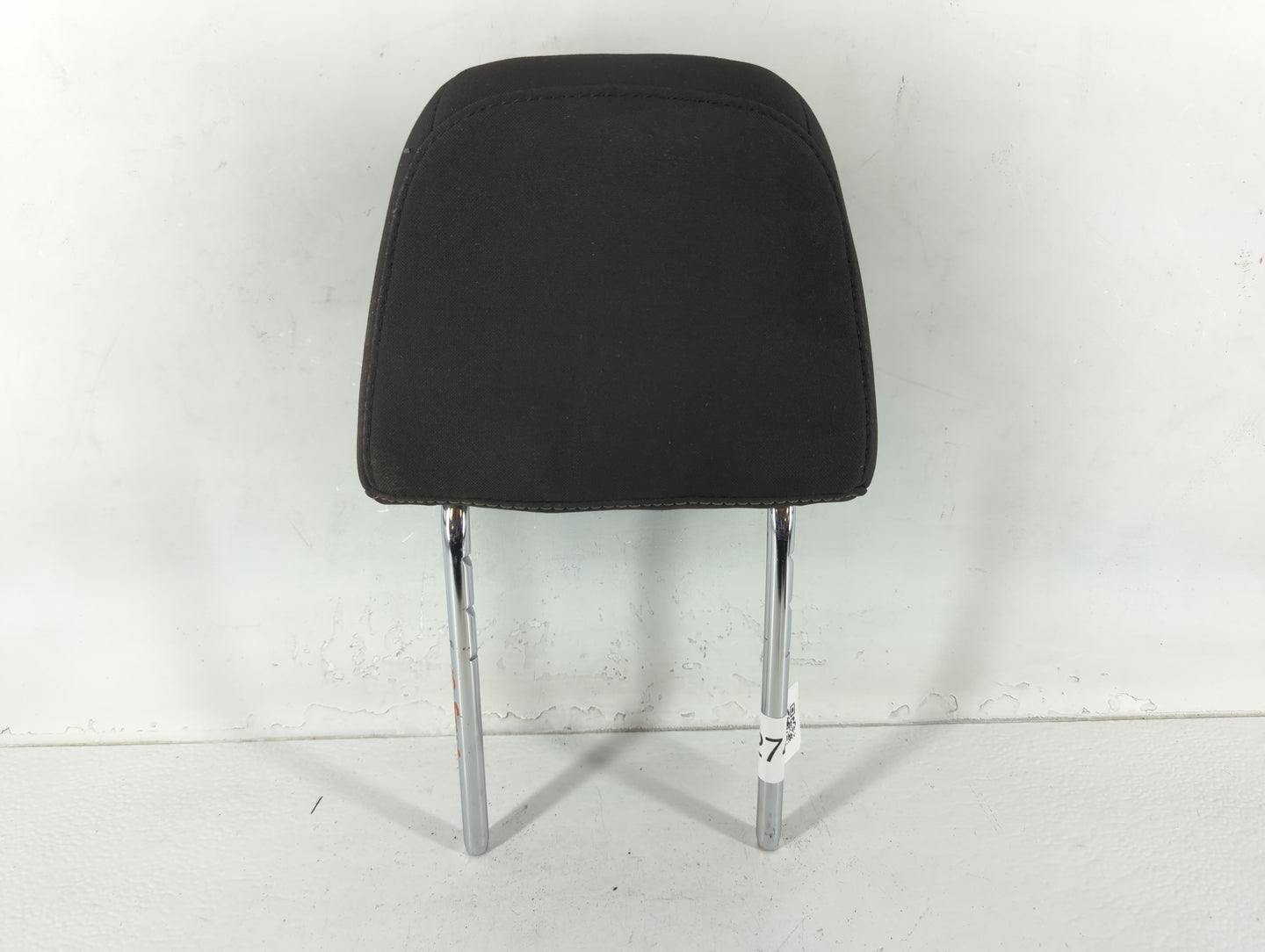 2015-2018 Ford Focus Headrest Head Rest Front Driver Passenger Seat Fits Fits 2015 2016 2017 2018 OEM Used Auto Parts - Oemu