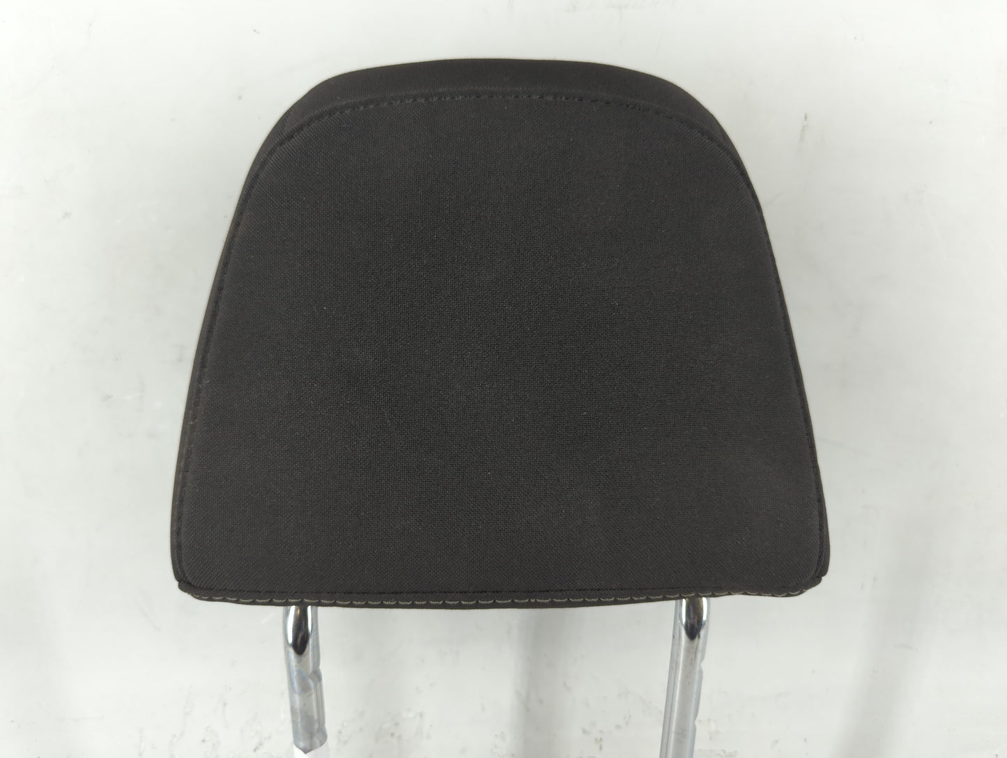 2015-2018 Ford Focus Headrest Head Rest Front Driver Passenger Seat Fits Fits 2015 2016 2017 2018 OEM Used Auto Parts - Oemu