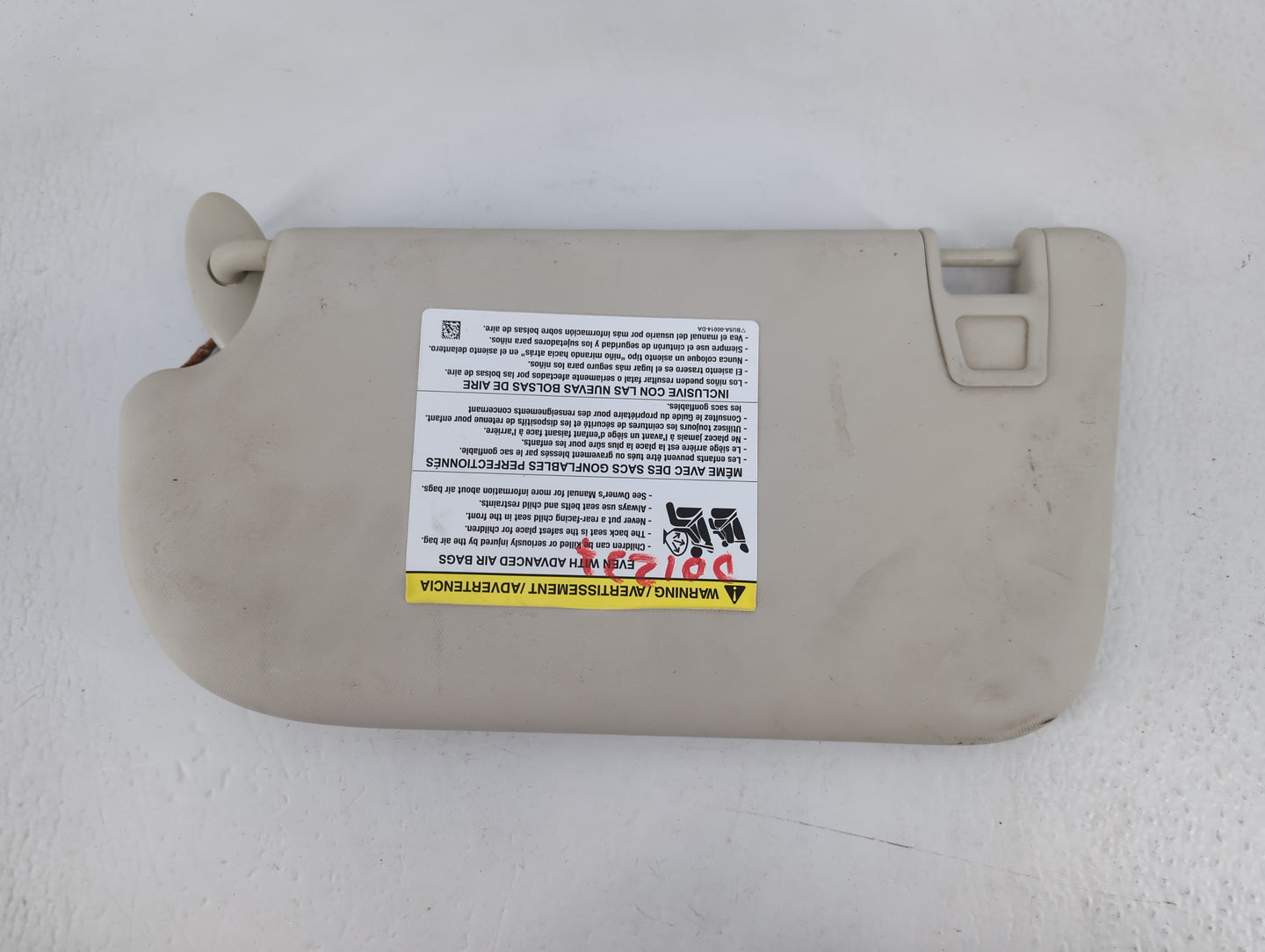 2013-2018 Ford Focus Sun Visor Shade Replacement Passenger Right Mirror Fits Fits 2013 2014 2015 2016 2017 2018 OEM Used Aut