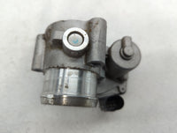 2015-2018 Ford Focus Throttle Body P/N:B18 264 0114 CM5G-9F991-CA Fits Fits 2014 2015 2016 2017 2018 OEM Used Auto Parts - O