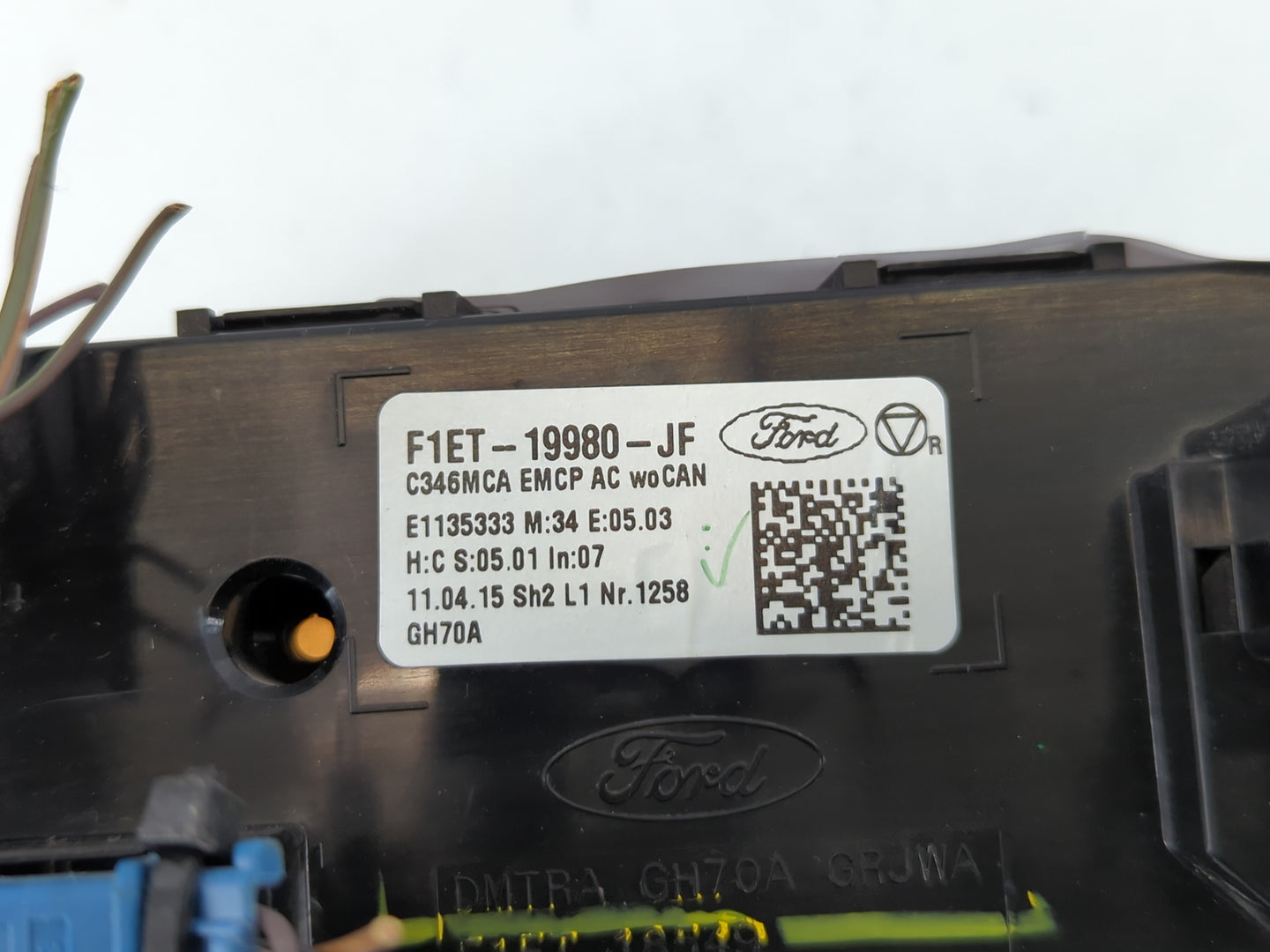 2015-2018 Ford Focus Climate Control Module Temperature AC/Heater Replacement P/N:F1ET-19980-JF Fits Fits 2015 2016 2017 201