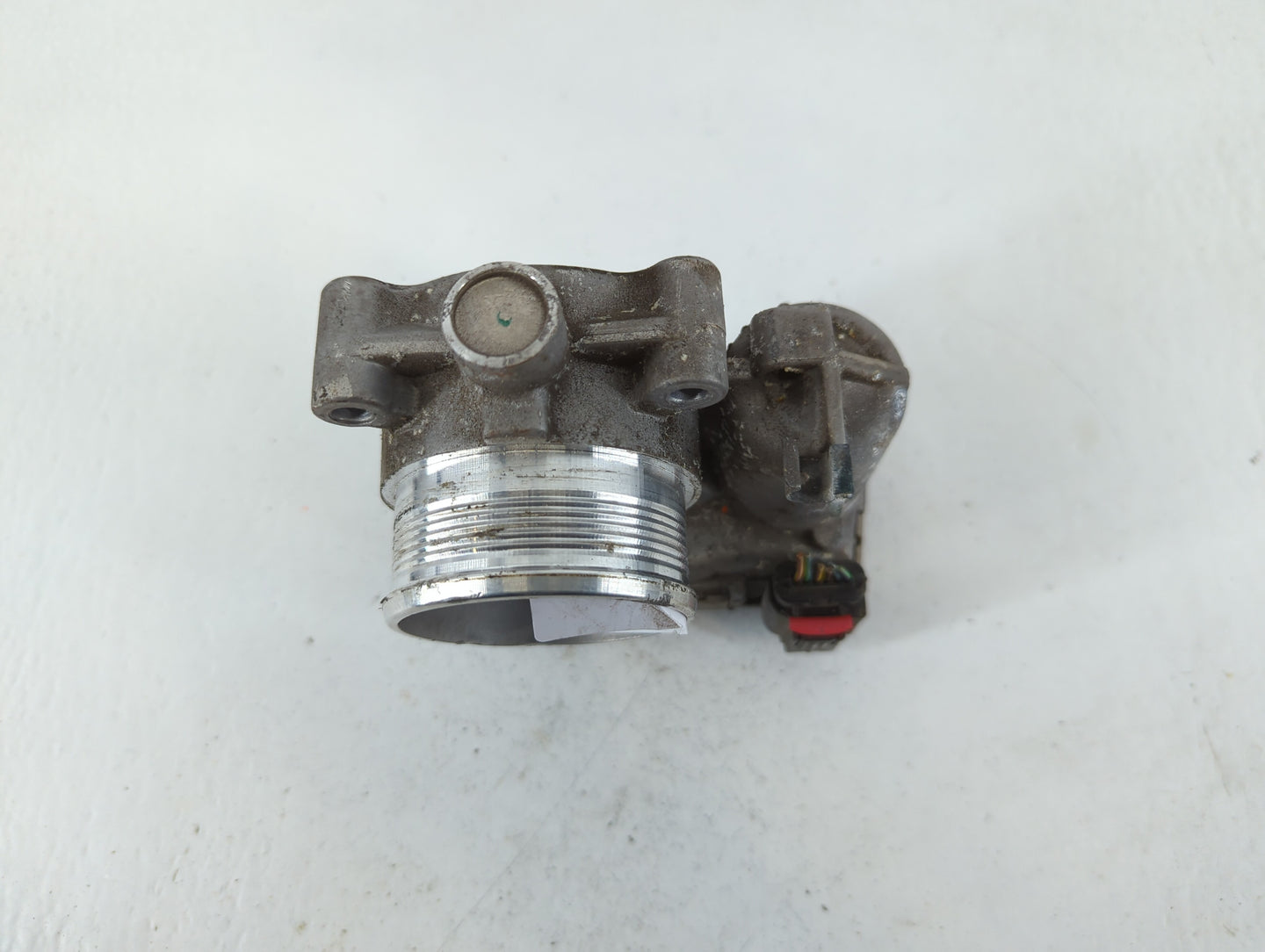 2014-2018 Ford Focus Throttle Body P/N:DS7E-9F991-BB Fits Fits 2014 2015 2016 2017 2018 2019 2020 2021 2022 OEM Used Auto Pa