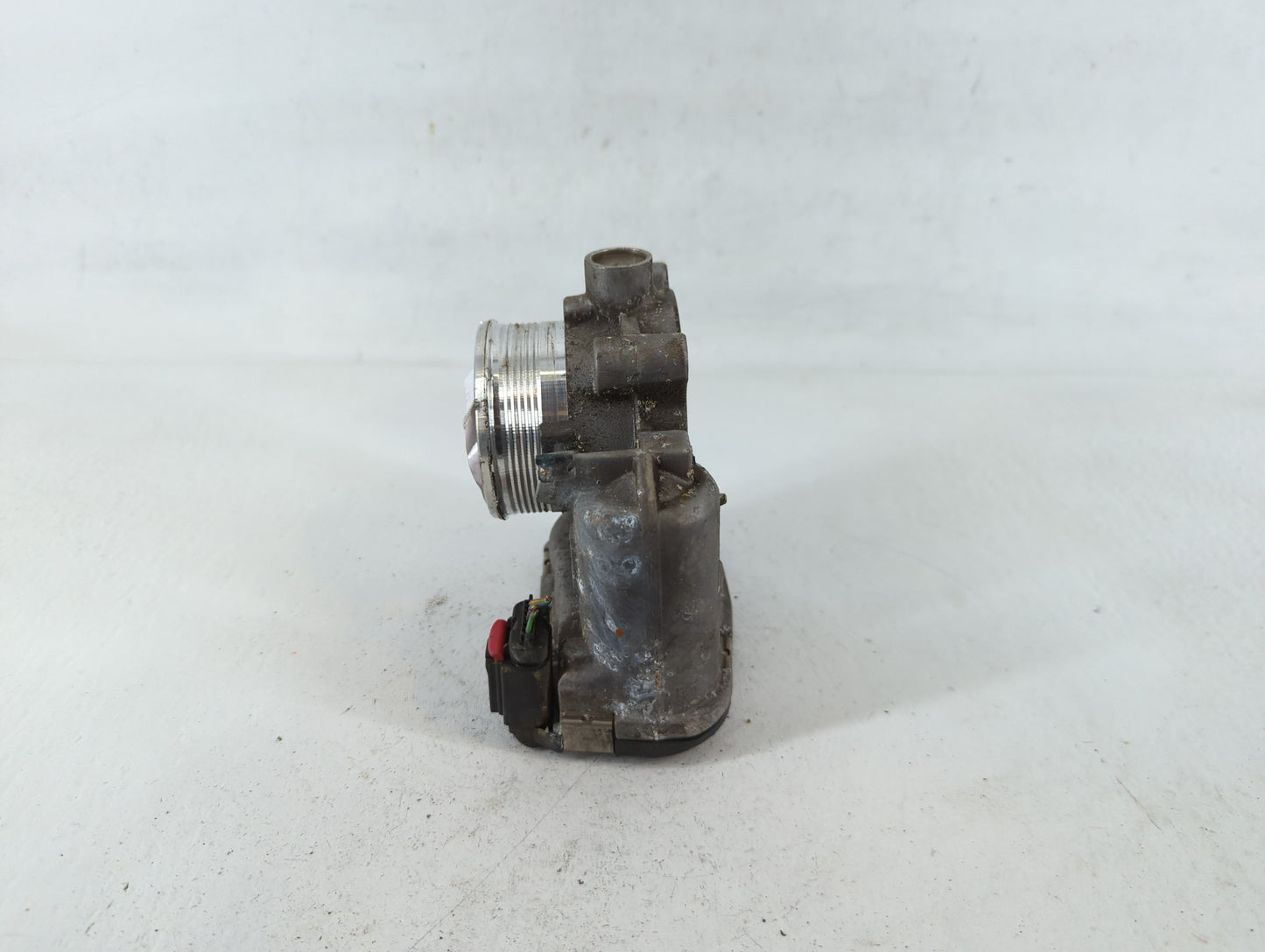 2014-2018 Ford Focus Throttle Body P/N:DS7E-9F991-BB Fits Fits 2014 2015 2016 2017 2018 2019 2020 2021 2022 OEM Used Auto Pa