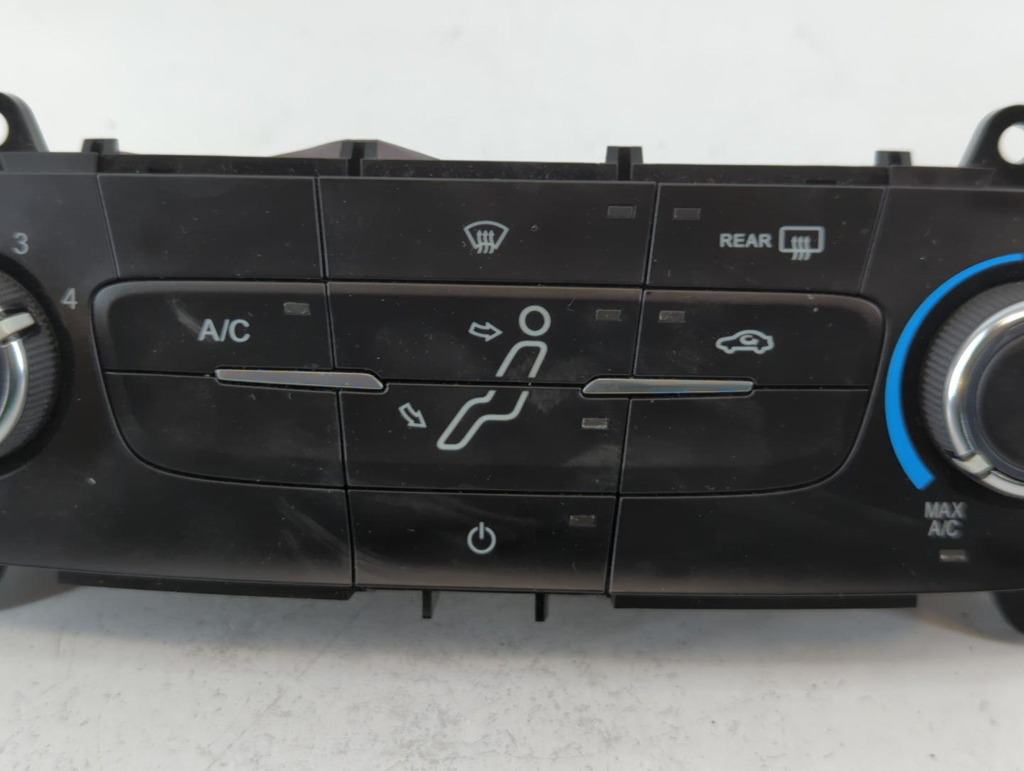 2015-2018 Ford Focus Climate Control Module Temperature AC/Heater Replacement P/N:F1ET-19980-JF Fits Fits 2015 2016 2017 201