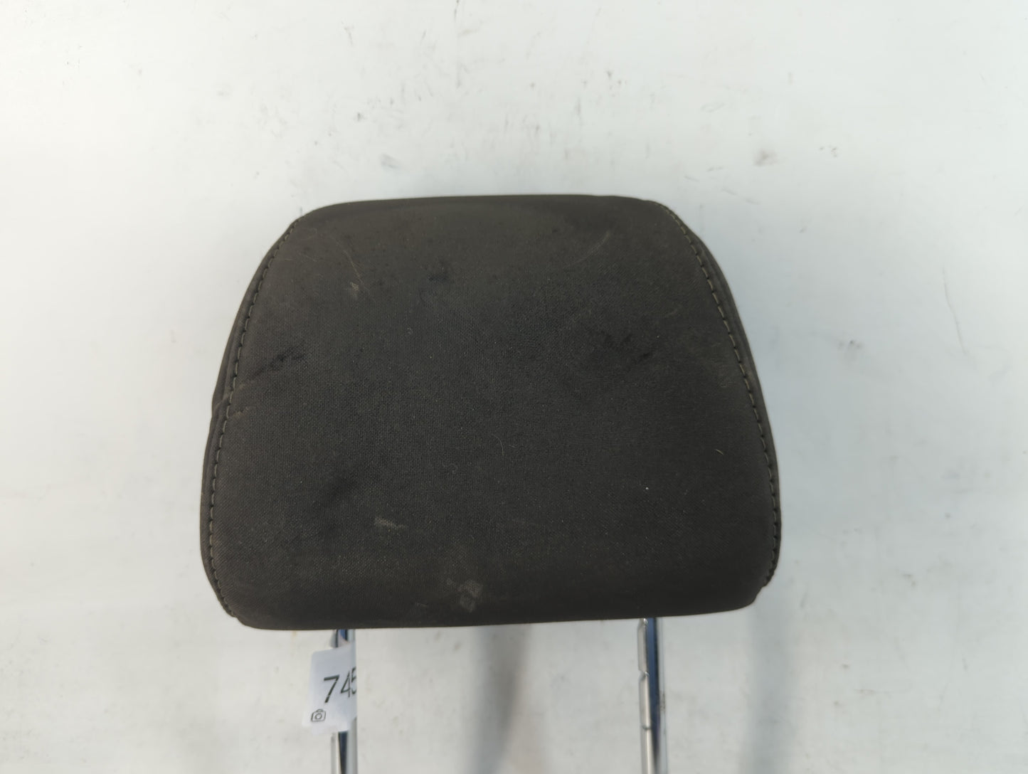 2015-2018 Ford Focus Headrest Head Rest Front Driver Passenger Seat Fits Fits 2015 2016 2017 2018 OEM Used Auto Parts - Oemu