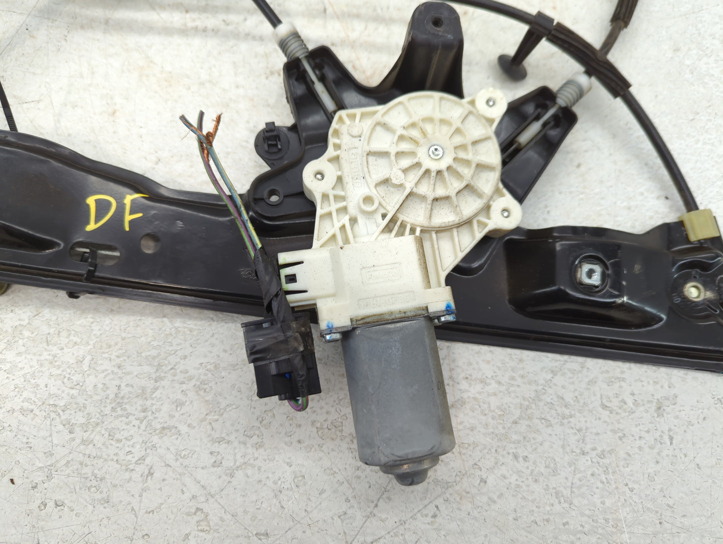 2012-2018 Ford Focus Driver Front Left Power Window Motor - Oemusedautoparts1.com