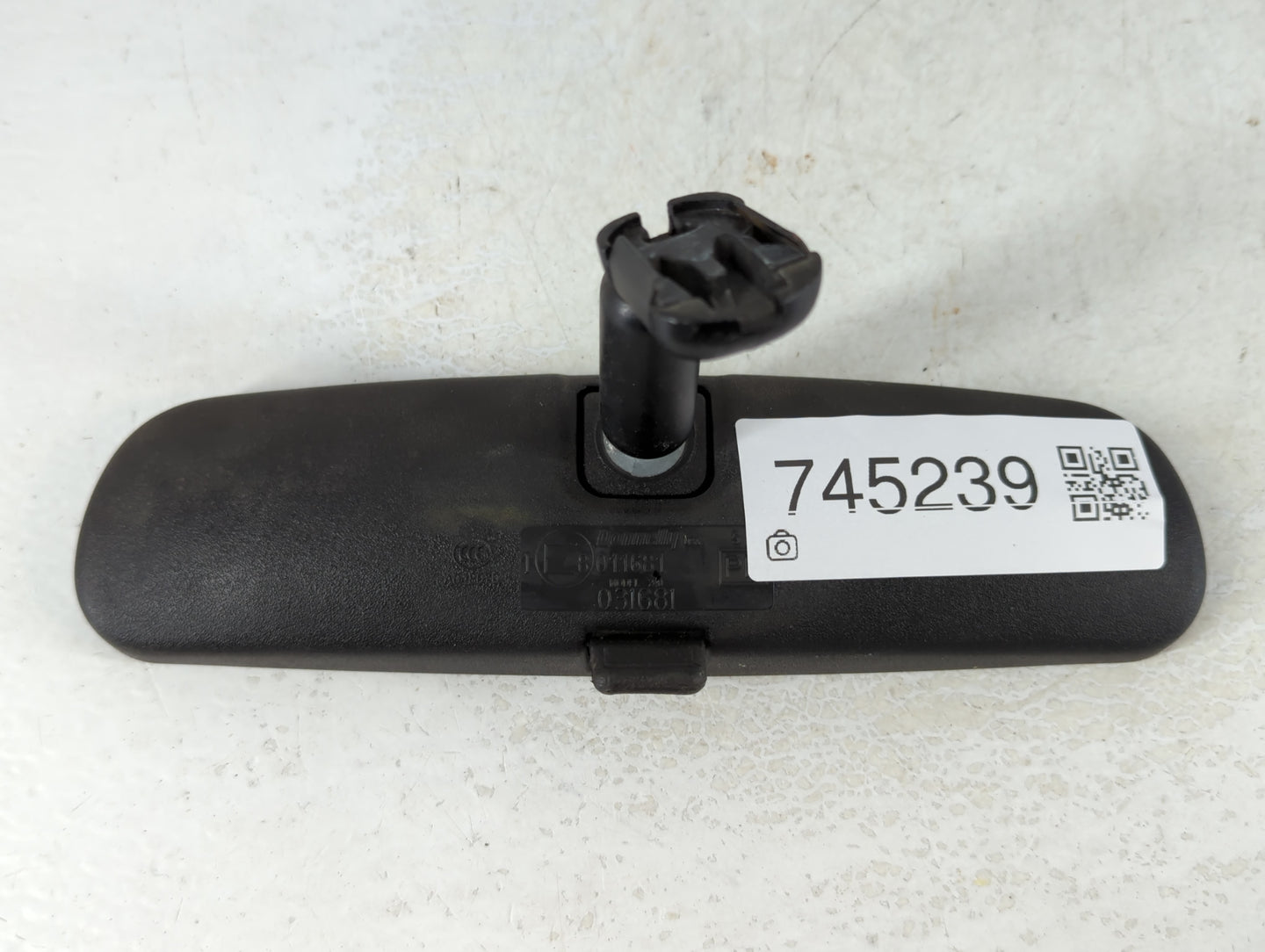 2010-2018 Ford Focus Interior Rear View Mirror Replacement OEM P/N:E8011681 Fits OEM Used Auto Parts - Oemusedautoparts1.com