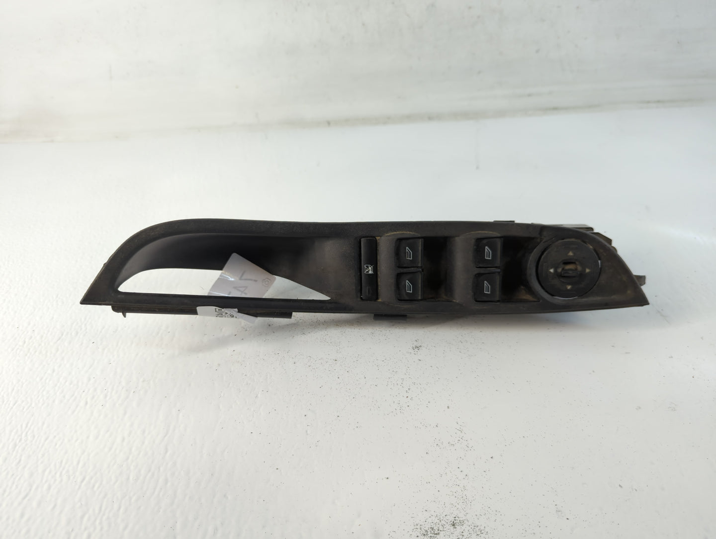 2015-2018 Ford Focus Master Power Window Switch Replacement Driver Side Left P/N:10017849 Fits OEM Used Auto Parts - Oemused