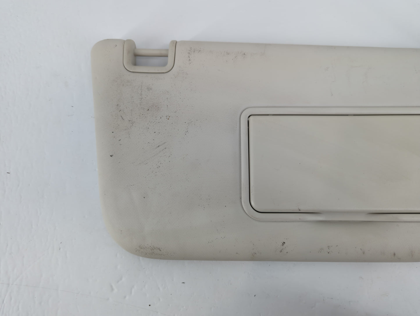 2013-2018 Ford Focus Sun Visor Shade Replacement Passenger Right Mirror Fits Fits 2013 2014 2015 2016 2017 2018 OEM Used Aut