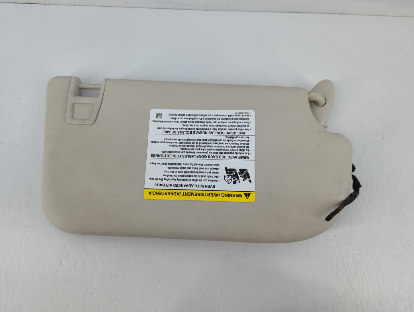 2013-2018 Ford Focus Sun Visor Shade Replacement Driver Left Mirror Fits Fits 2013 2014 2015 2016 2017 2018 OEM Used Auto Pa
