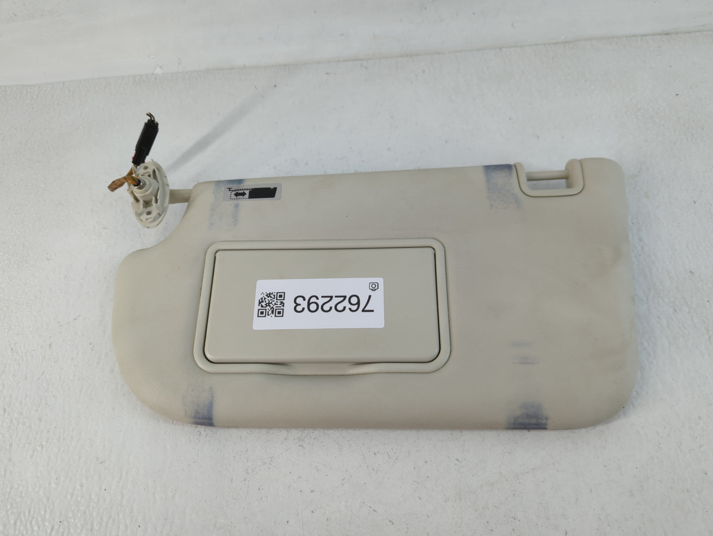 2013-2018 Ford Focus Sun Visor Shade Replacement Passenger Right Mirror Fits Fits 2013 2014 2015 2016 2017 2018 OEM Used Aut