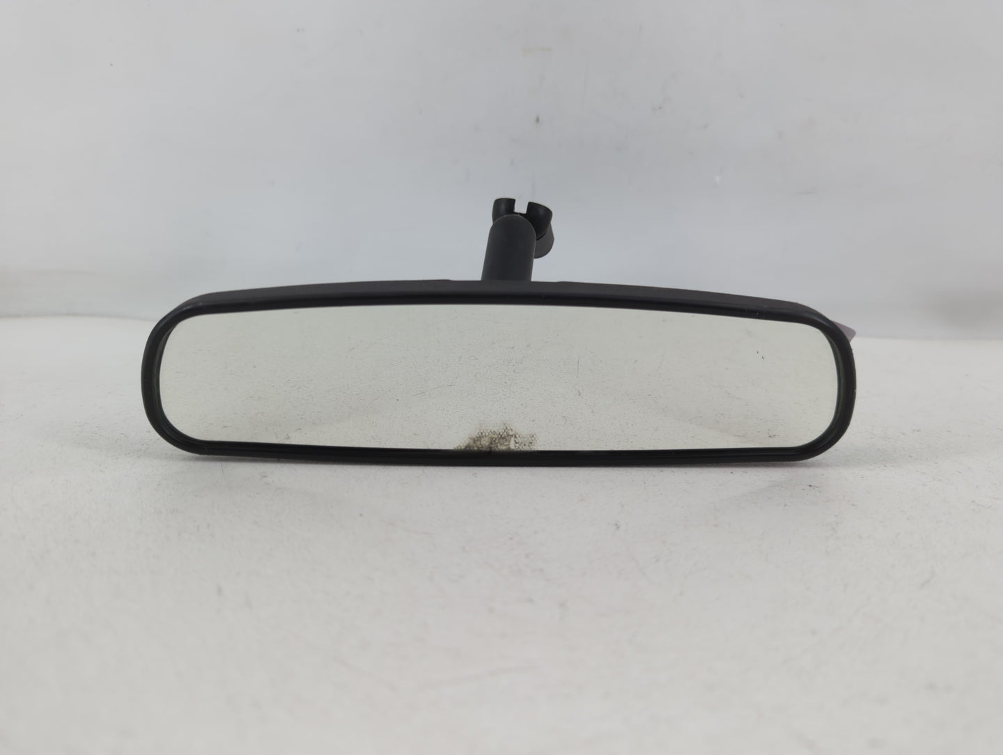 2010-2018 Ford Focus Interior Rear View Mirror Replacement OEM P/N:E8011681 Fits OEM Used Auto Parts - Oemusedautoparts1.com