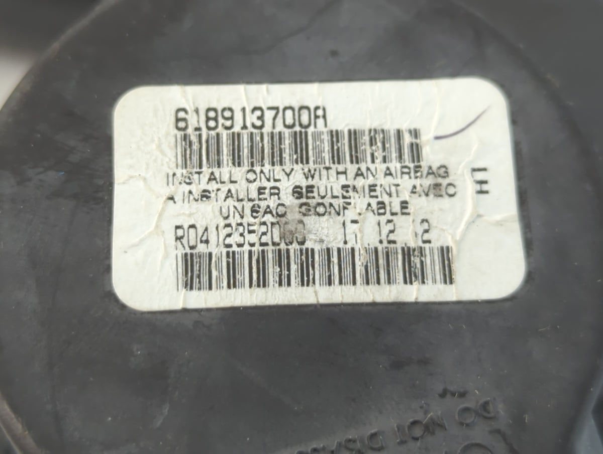 2015 Ford Focus Passenger Rear Seatbelt Buckle - Oemusedautoparts1.com