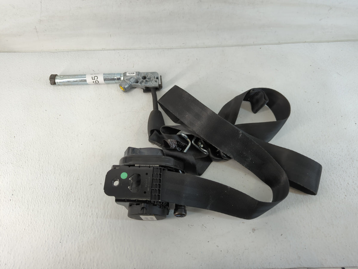 2015 Ford Focus Passenger Rear Seatbelt Buckle - Oemusedautoparts1.com