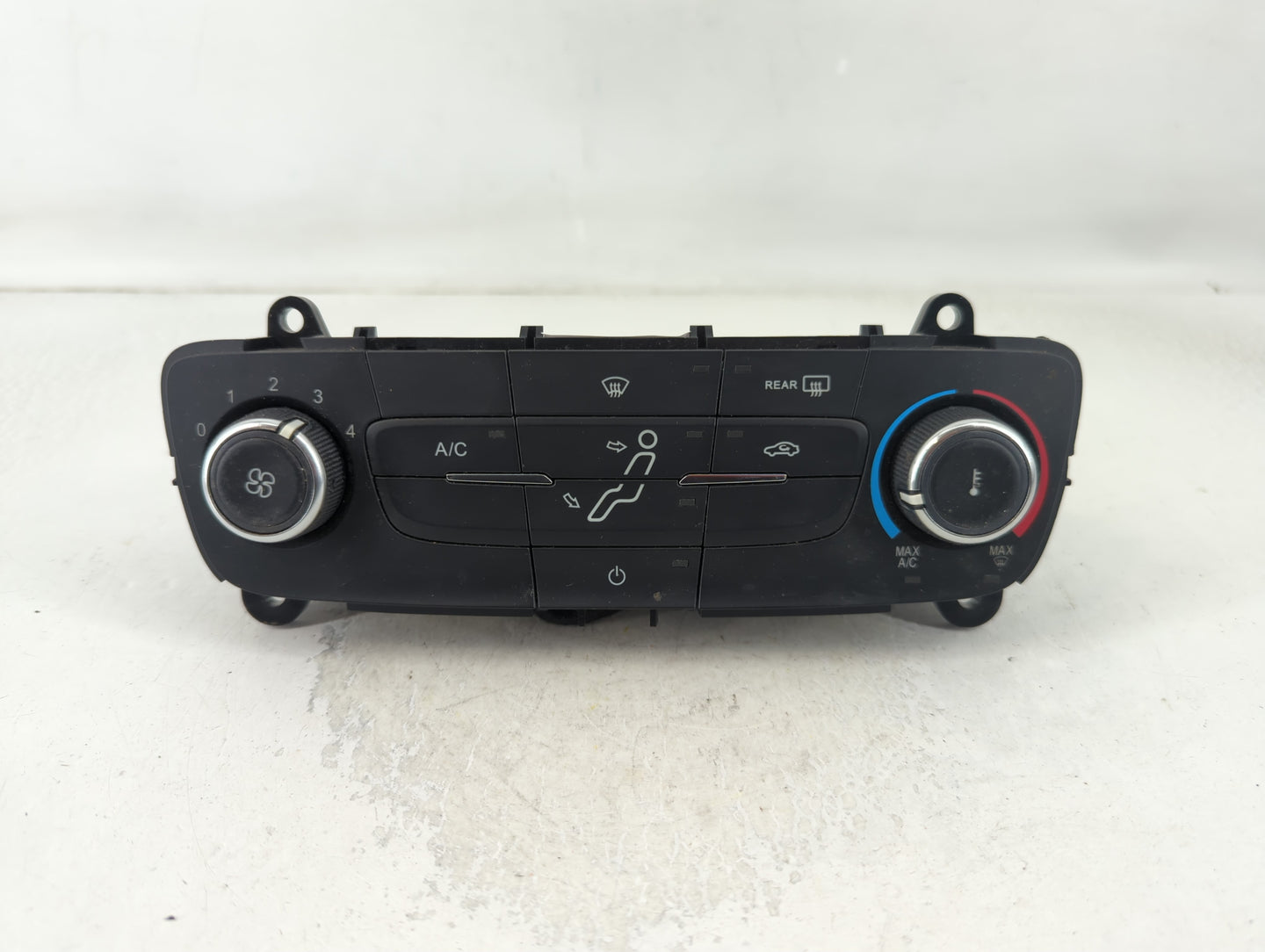 2015-2018 Ford Focus Climate Control Module Temperature AC/Heater Replacement P/N:E1108075 P 17011887-01 Fits OEM Used Auto 