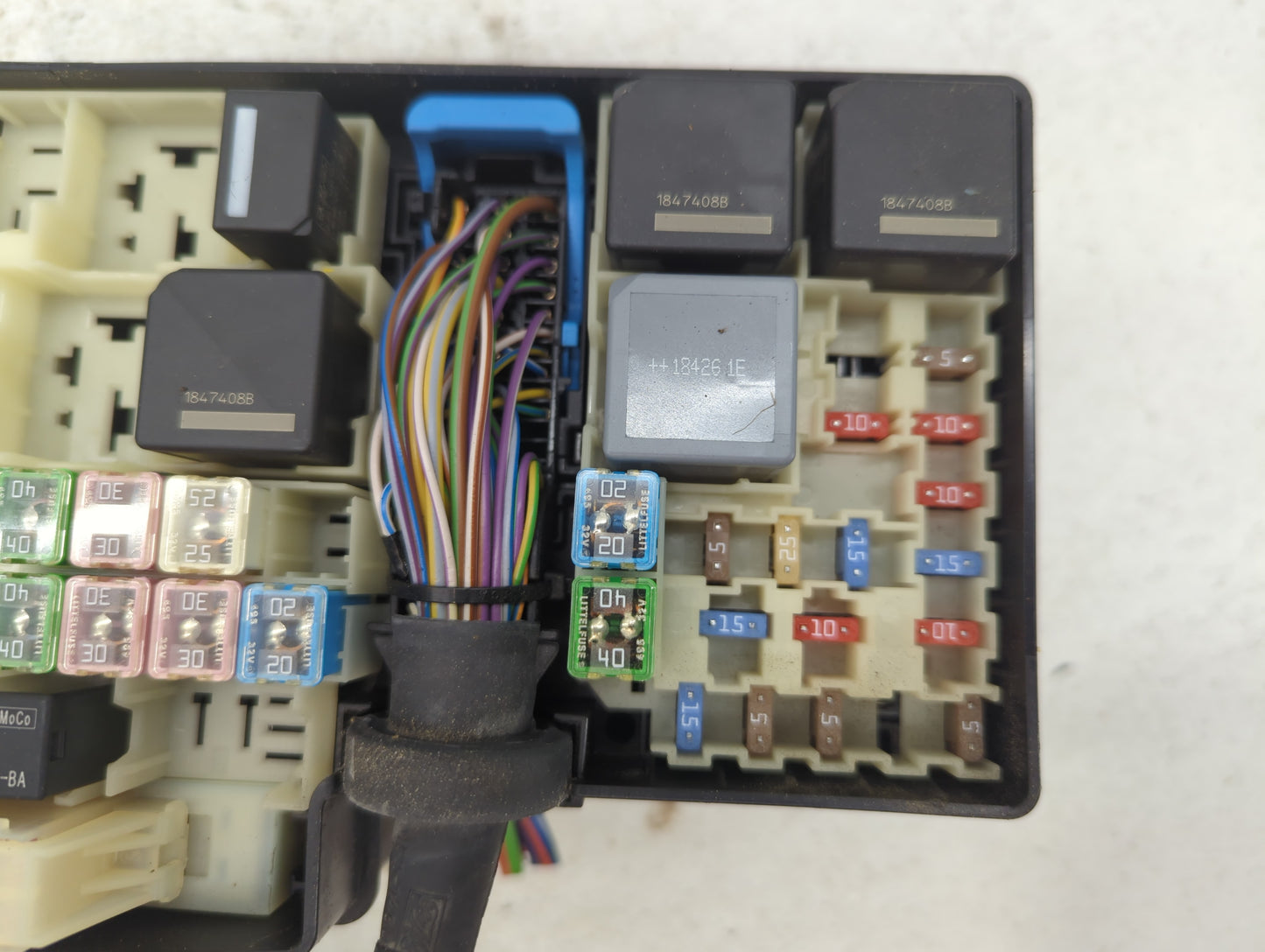 2015 Ford Focus Fusebox Fuse Box Panel Relay Module P/N:AV6T-14A142-AB Fits OEM Used Auto Parts - Oemusedautoparts1.com